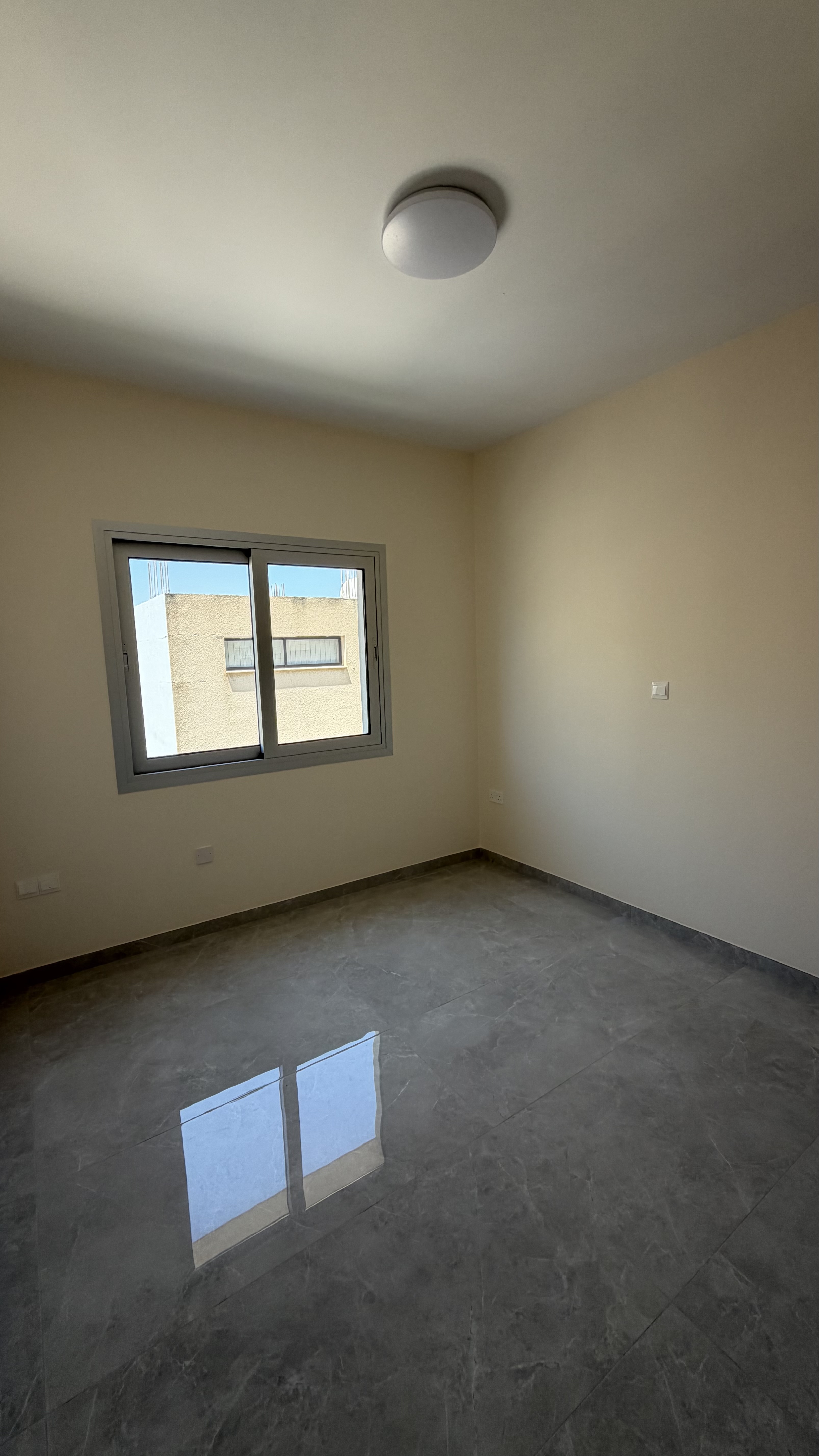 Modern new flat in Limassol photo 3