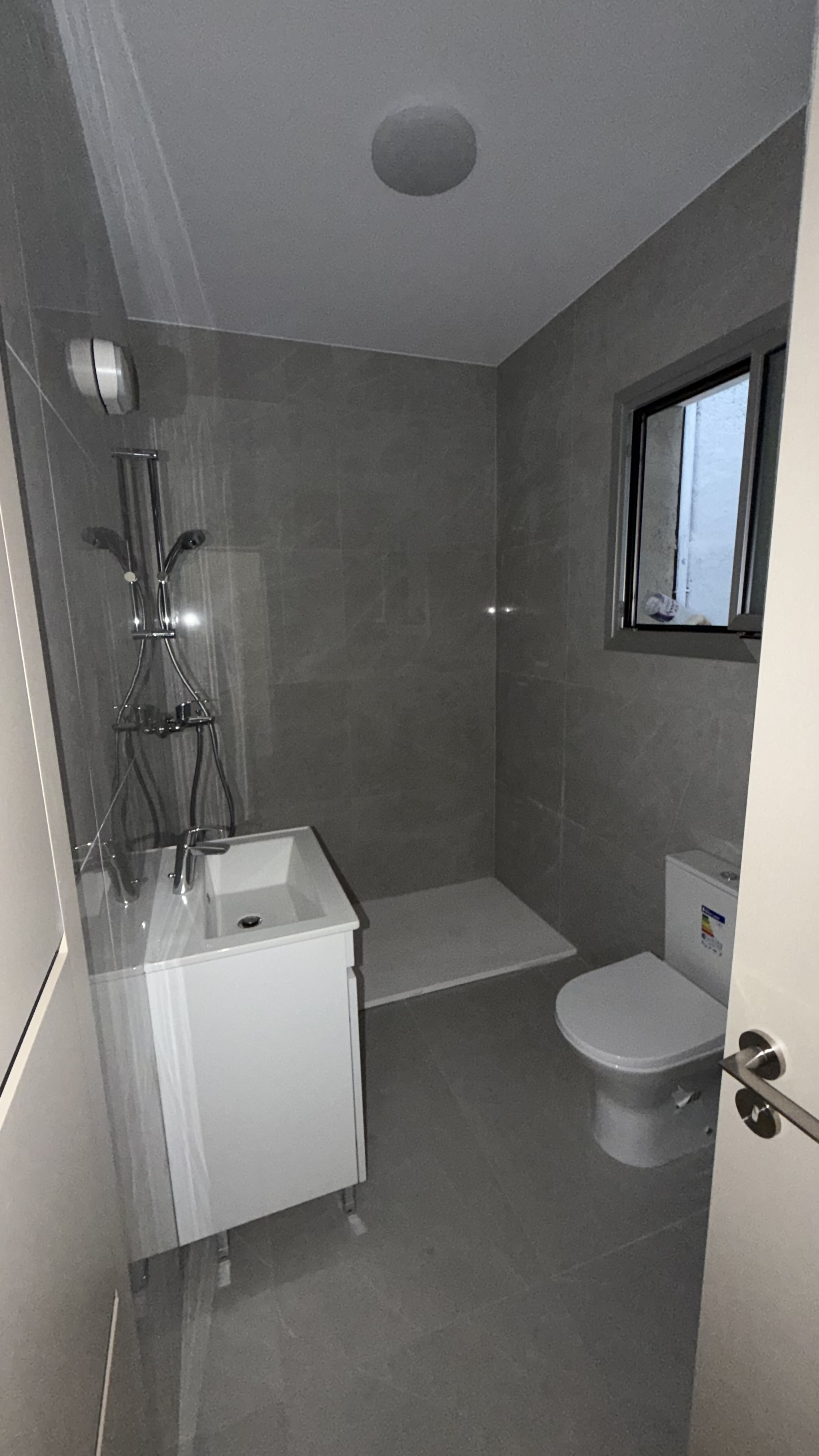 Modern new flat in Limassol photo 5